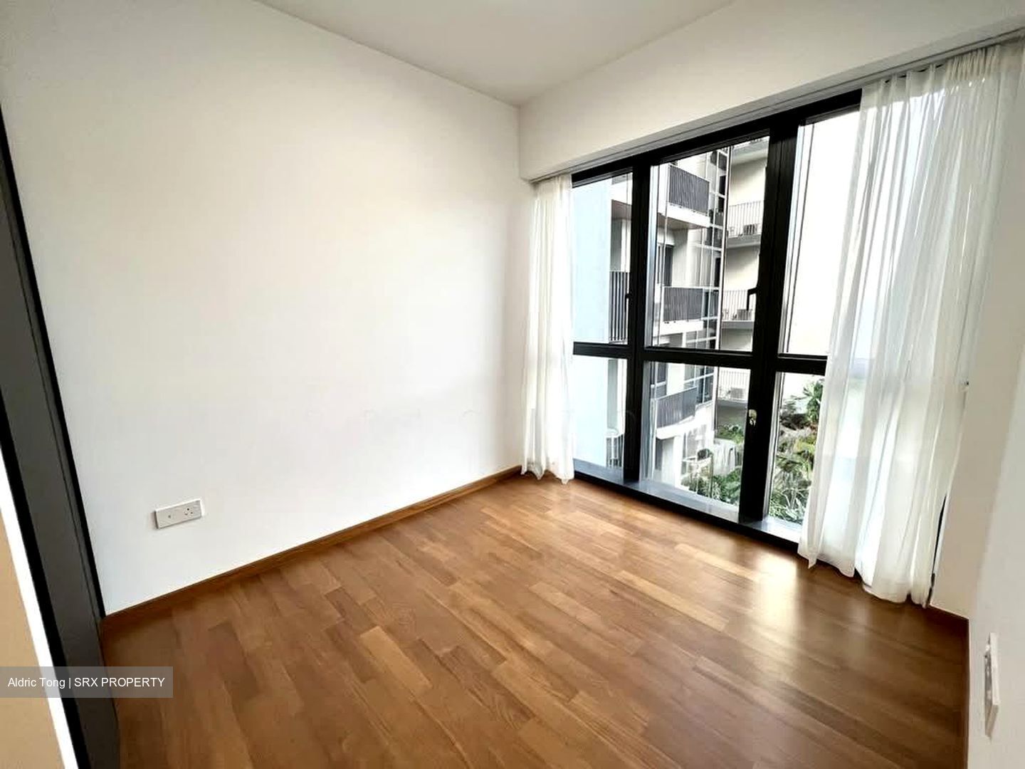 Fourth Avenue Residences (D10), Apartment #588237151